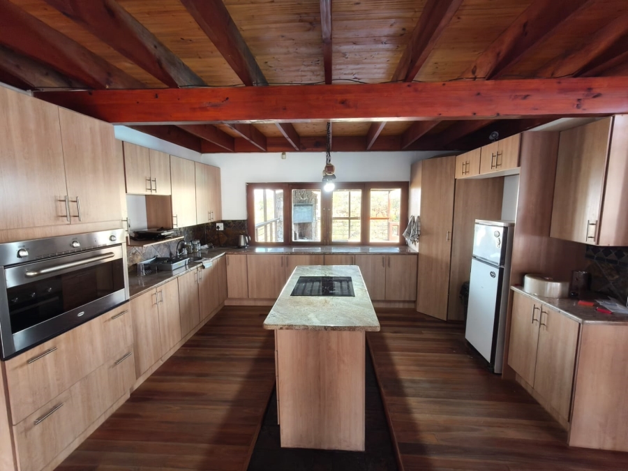 5 Bedroom Property for Sale in Waterkloof A H North West